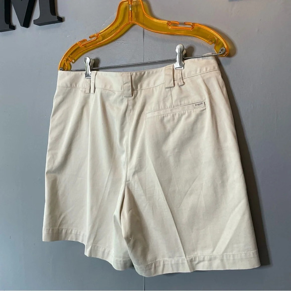 Liz Claiborne Liz Golf Audra Bermuda Shorts ivory short size 10 - Picture 9 of 10